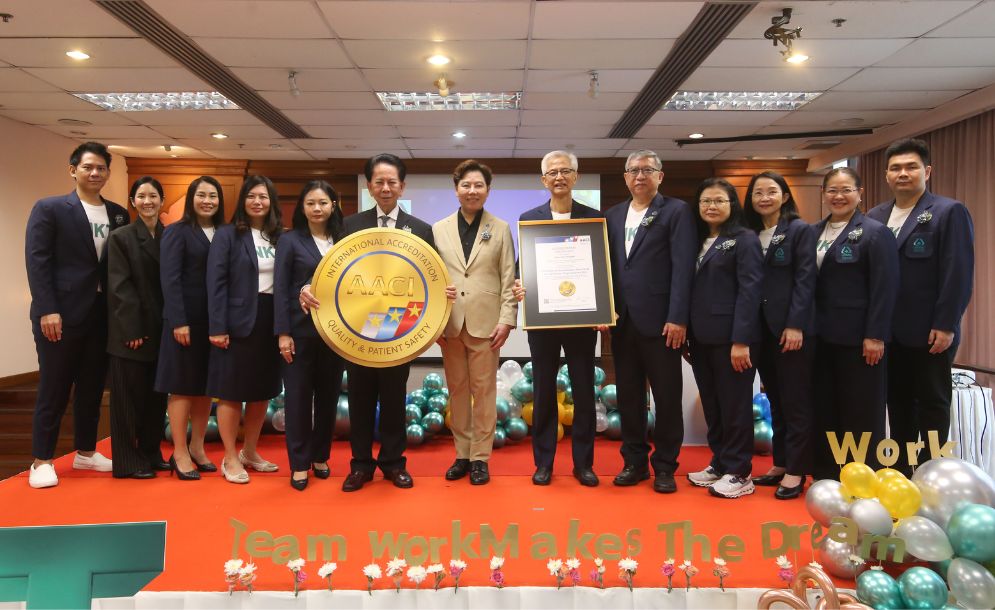 The Official Ceremony for Receiving the International Standard Accreditation Certificate from AACI (American Accreditation Commission International)